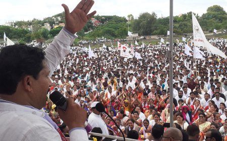 औरंगाबादेत निघाला पांढरे वादळ महामोर्चा...!