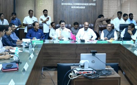 दुष्काळी परिस्थितीबाबत तालूकानिहाय अहवाल त्वरित सादर करा- कृषीमंत्री धनंजय मुंडे