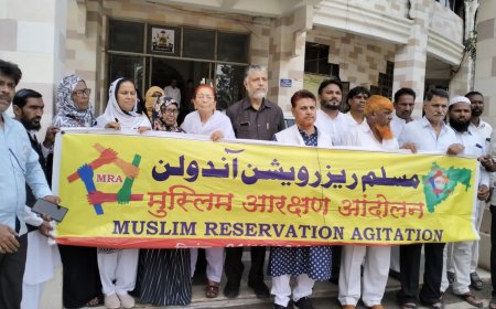 मुस्लिम समाजाला आरक्षण देण्याची जेष्ठ माजी नगरसेवकांची मागणी