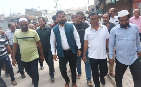 कटकट गेट नाल्यावरील अतिक्रमण काढून चौकाचे सुशोभीकरण व सौंदर्यीकरण