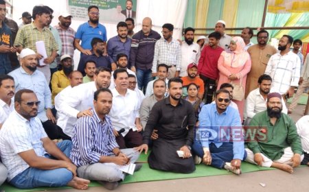 पुसेसावळी दंगलीतील सुत्रधार आतापर्यंत मोकाट, एमआयएमने केले धरणे आंदोलन