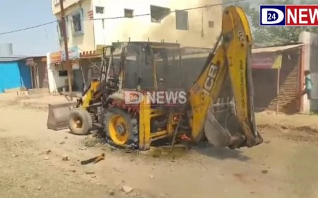 अतिक्रमण कारवाई दरम्यान जेसीबी जाळला, 25 ते 30 लाखांचे नुकसान, गुन्हा दाखल होणार