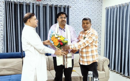 वक्फ बोर्डाचे अधिक्षक मुशीर अहमद यांचे स्वागत