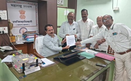 विद्यापीठाच्या नामविस्तार दिनानिमित्त स्थानिक सुट्टी देण्याची मागणी