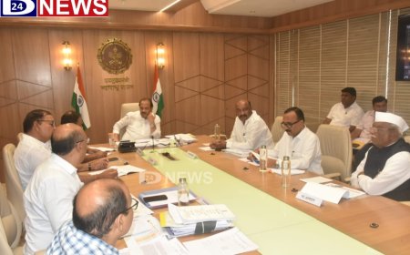 मराठवाड्यासह उत्तर महाराष्ट्रातील जिल्हा वार्षिक योजनांचा उपमुख्यमंत्री अजित पवार यांनी घेतला आढावा