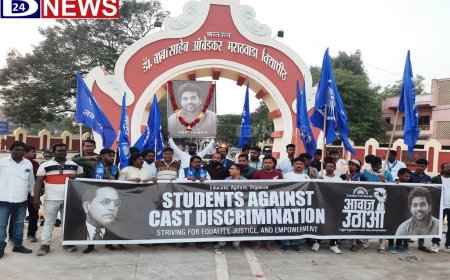 आंबेडकरी विद्यार्थ्यांचे रोहित वेमुलाच्या 8 व्या शहादत दिनी केले तीव्र आंदोलन