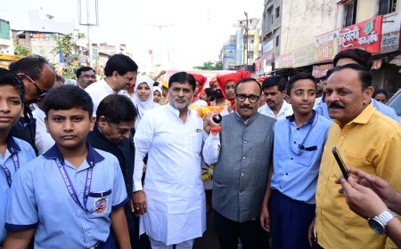 मंत्री अतुल सावे यांच्या हस्ते ग्रंथ दिंडीचे उद्घाटन