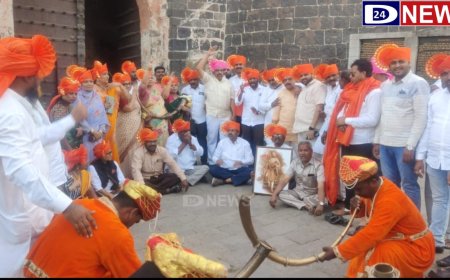 रायगडानंतर देवगिरीच्या किल्ल्यावर शरद पवारांची वाजली तुतारी...!