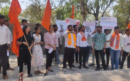 पश्चिम बंगालच्या घटनेचा एबिव्हिपिने केले निषेध, जिल्हाधिकारी यांना दिले निवेदन