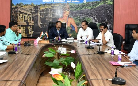 मतदार जनजागृतीसाठी सर्व घटकांची भुमिका महत्वाची - जिल्हाधिकारी दिलीप स्वामी