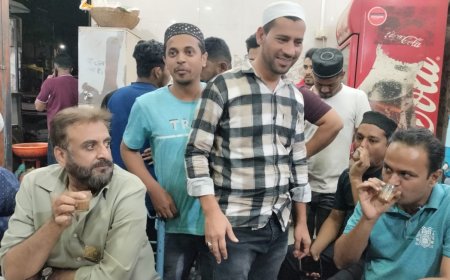 इम्तियाज जलील यांची "चाय पे चर्चा" इफ्तार पार्टीत हजेरी