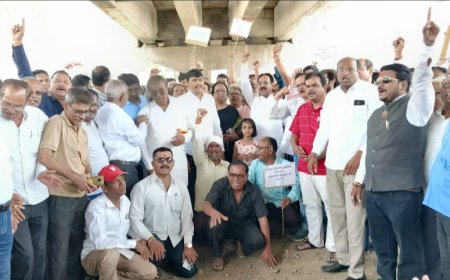 गुंठेवारी रद्द करण्याच्या मागणीसाठी सातारा-देवळाईकर रस्त्यावर, काढली दुचाकी रॅली