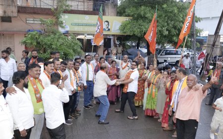 एनडीए सरकारचा शपथविधी संपन्न, भाजपाचा शहरात जल्लोष...! मराठवाड्याला एकही मंत्रीपद नाही