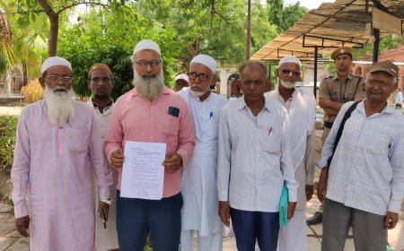 5 लाख कार्यालयाचे भाडे आणि स्वतःच्या जागेचे चारशे ते पाचशे रुपये भाडे, नवीन कर्मचा-यांना बसून पगार, वक्फ बोर्डाचा प्रताप...!