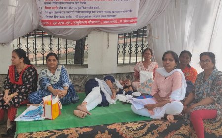 शिक्षकांच्या न्याय हक्काच्या मागणीसाठी आमरण उपोषण सुरू