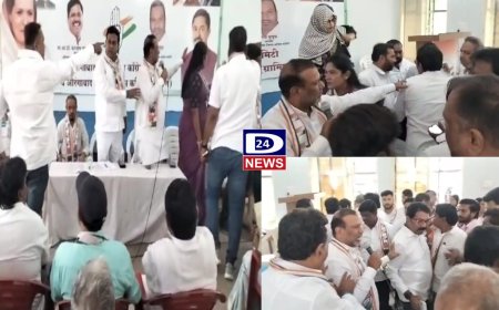 काँग्रेसच्या बैठकीत राडा, उमेदवारीसाठी बोली, प्रभारीसमोरच भिडले कार्यकर्ते...! उमेदवारीसाठी लागली बोली