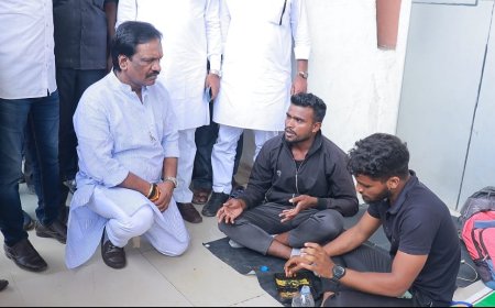 पोलिस प्रक्षिक्षणार्थी विद्यार्थ्यांची अंबादास दानवेंनी घेतली भेट, केली सरकारवर टीका