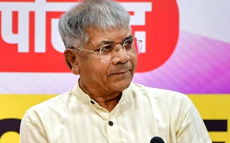 आमखास मैदानावर बुधवारी आंबेडकरांच्या उपस्थितीत आरक्षण बचावो यात्रेचा समारोप...!