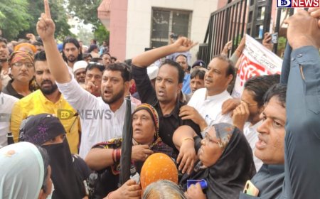 मनपावर धडकला एमआयएमचा मोर्चा...!