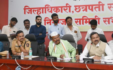 खुलताबाद जर जरी जर बक्ष दर्गाह उर्स यात्रेसाठी येणाऱ्या भाविकांना सर्व सुविधा उपलब्ध करून द्या- पालकमंत्री अब्दुल सत्तार