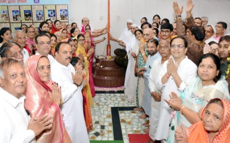 राजाबाजार जैन मंदिरात पर्युषण महापर्वाची धर्म ध्वजारोहणाने महामस्तकाभिषेकाने सुरुवात