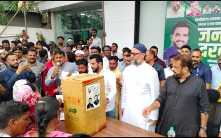 ओवेसींच्या हस्ते कामगार भांड्यांचे संच वाटप कार्यक्रम, समीर साजिद बिल्डर यांनी केले कार्यक्रमाचे आयोजन