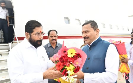 मुख्यमंत्री एकनाथ शिंदे, उपमुख्यमंत्री अजित पवार यांचे विमानतळावर आगमन व स्वागत