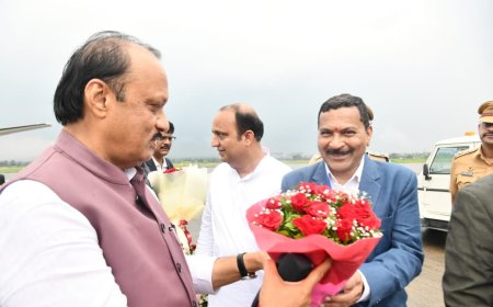 उपमुख्यमंत्री अजित पवार यांचे शहरात आगमन व स्वागत