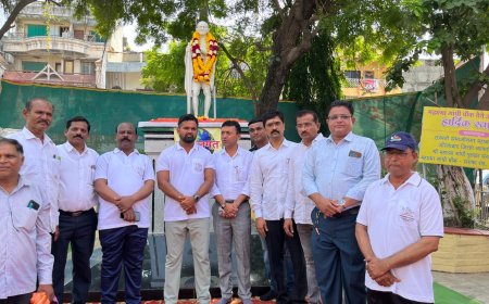 महात्मा गांधी व लाल बहादूर शास्त्री यांच्या जयंतीनिमित्त अभिवादन