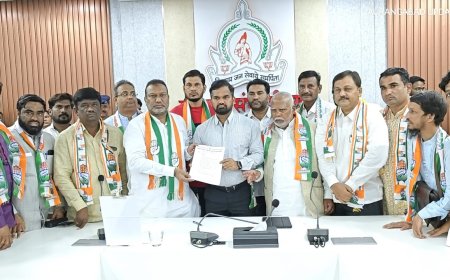 कचरा उचलणा-या रेड्डी कंपनीचे कंत्राट रद्द करा, काँग्रेसची आयुक्तांना मागणी