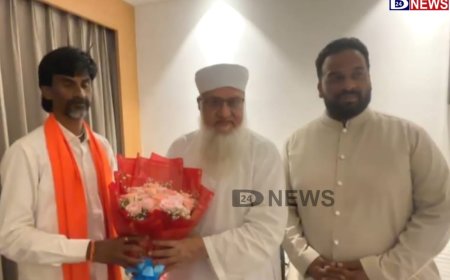 मनोज जरांगे पाटील यांनी घेतली मौलाना सज्जाद नोमानी यांची भेट