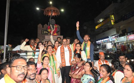 पूर्व मधून तिस-यांदा अतुल सावे यांना उमेदवारी, कार्यकर्त्यांनी केला जल्लोष