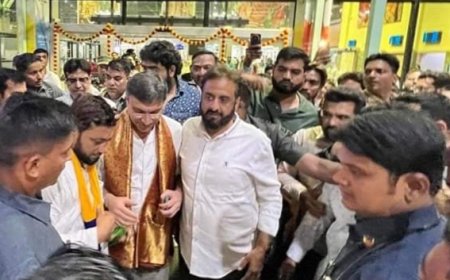 अकबरोद्दीन ओवेसी यांचे शहरात आगमन, उद्या आमखास मैदानावर जाहीर सभा