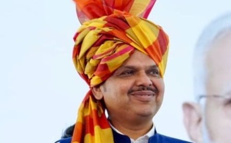 महायुतीच्या उमेदवारांच्या प्रचारासाठी देवेंद्र फडणवीस यांची जाहीर सभा