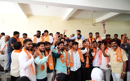 शिवसेना पक्षप्रमुख उद्धव ठाकरे यांच्या सभेच्या पूर्व तयारी संदर्भात पदाधिकाऱ्यांची बैठक