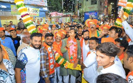 प्रचाराच्या शेवटच्या टप्प्यात प्रदीप जैस्वाल यांची भव्य पदयात्रा