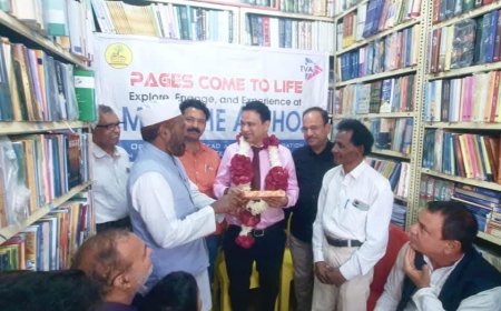 "हाॅस्पिटल से जेलतक" आपबिती पुस्तकाचे लेखक डॉ.कफिल खान शहरात, विविध ठिकाणी सत्कार