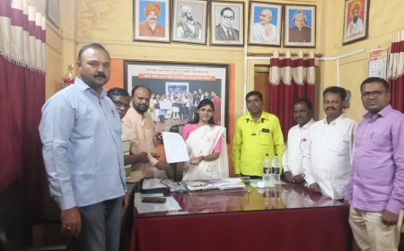 शिक्षकांच्या प्रलंबित प्रश्नांसाठी शिक्षक समितीच्या शिष्टमंडळाने घेतली गटशिक्षणाधिकारी यांची भेट