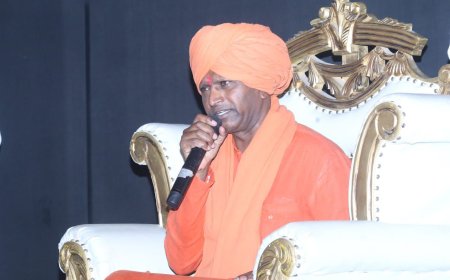 देशाचे राष्ट्रगीत जण गण मण नाही तर वंदेमातरम पाहिजे - रामगिरी महाराज