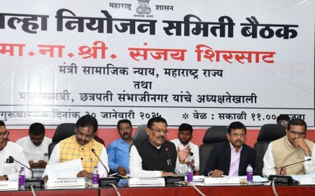 लोकसंख्येची वाढ गृहीत धरून नियोजन करावे - पालकमंत्री संजय सिरसाट