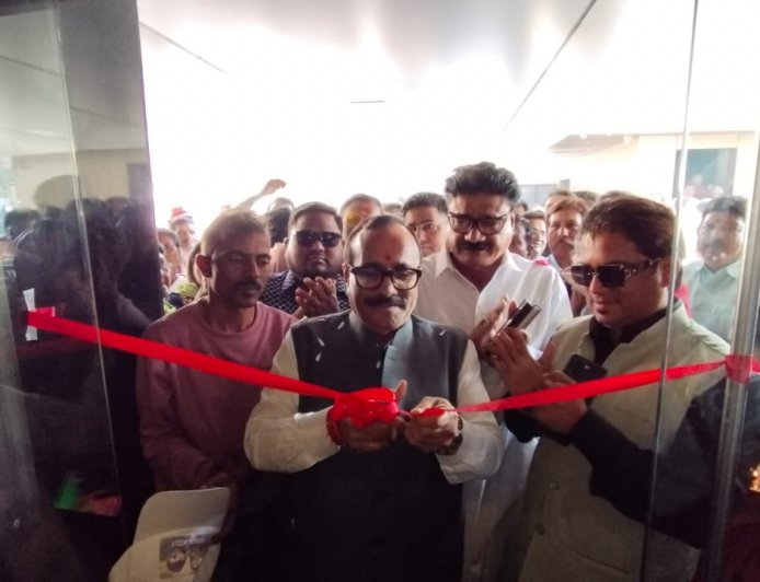 "राज-ए-इश्क" हिंदी चित्रपट पहील्याच दिवशी हाऊसफुल्ल... चित्रपट बघण्यासाठी चाहत्यांनी केली गर्दी...!