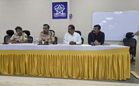 रिक्षाचालकांनी वाहतूक शिस्तीचे पालन करावे नसता कारवाई होणार...!