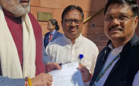 कापूस उत्पादक शेतकऱ्यांसाठी खासदार डॉ.कल्याण काळे अक्रामक