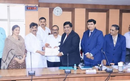 संजय केनेकर यांची विधानपरिषदेच्या आमदारपदी बिनविरोध निवड