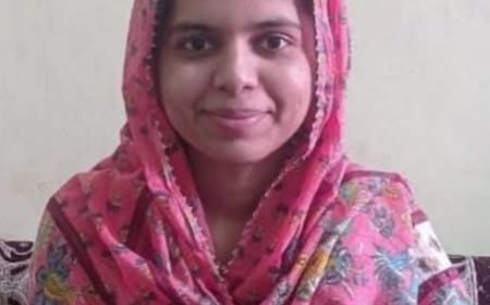 महाराष्ट्रातील अदीबा अनमची युपिएससीत भरारी, राज्यातून पहिली मुस्लिम महिला आयएएस बणण्याचा बहुमान मिळाला...!