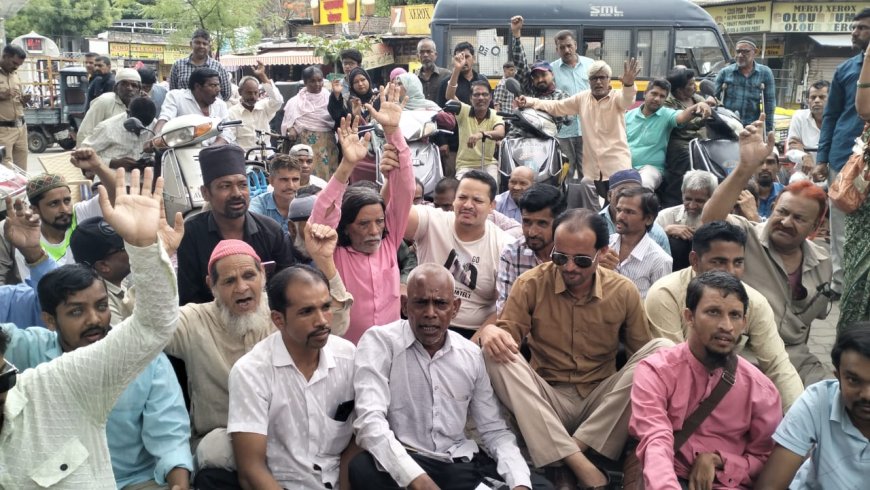 दिव्यांग अक्रामक, रस्ता केला जाम...!