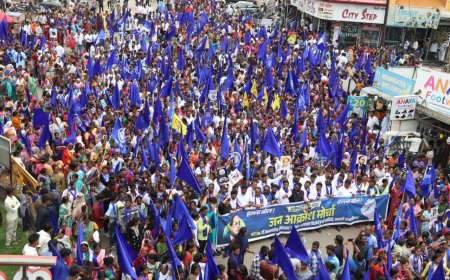 आक्रोश मोर्चा, इम्तियाज जलिल यांच्या अटकेसाठी चार दिवसांचा अल्टिमेटम...!