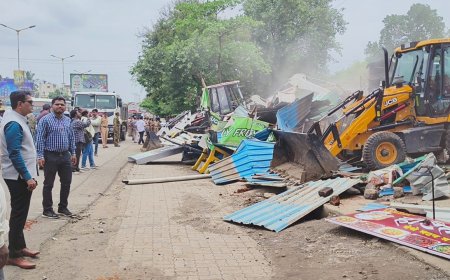 सर्व्हिस रोडवरील अतिक्रमण स्वतःहुन काढून टाकण्याचे मनपा आयुक्तांचे आवाहन...