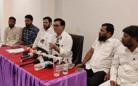 हाॅटेलचे संरक्षण भिंतीचे नुकसानभरपाई मनपा आयुक्तांनी खिशातून द्यावी - डाॅ.गफ्फार कादरी