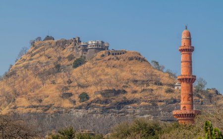 रस्ता रुंदीकरणास दौलताबादकरांचा विरोध...